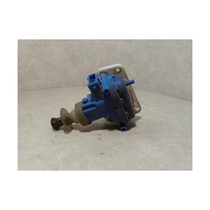 Fermeture non centralisee avant droit AUDI 80 3 PHASE 1 d’occasion