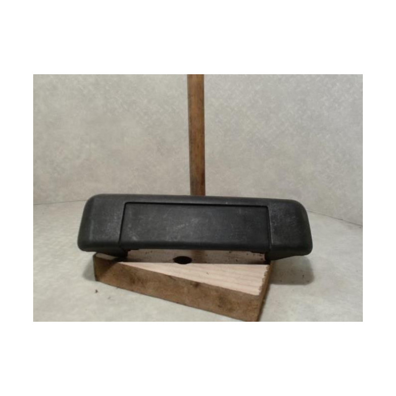 Poignee porte avant droit RENAULT SUPER 5 d’occasion