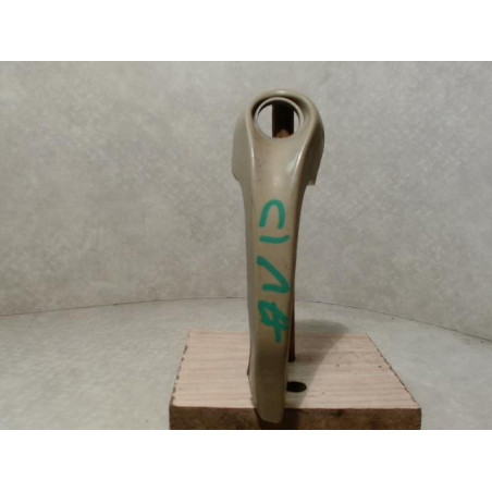 Poignee porte avant droit RENAULT R4 d’occasion