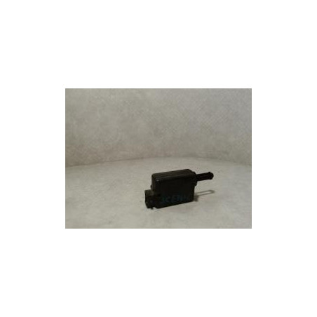 Fermeture non centralisee avant droit RENAULT SCENIC 1 PHASE 2 d’occasion