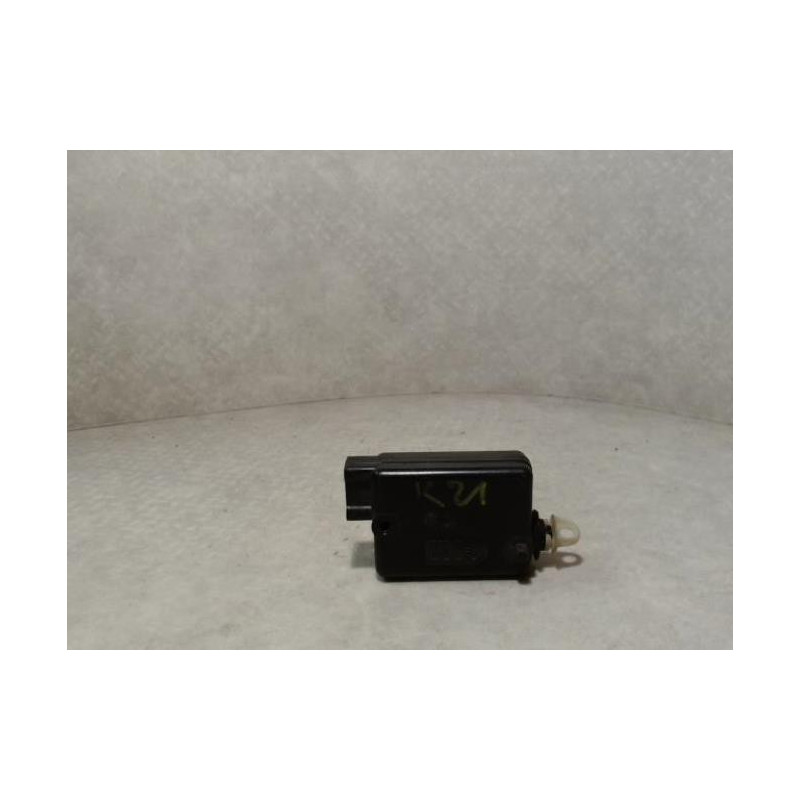 Fermeture non centralisee arriere gauche RENAULT R21 PHASE 1 d’occasion