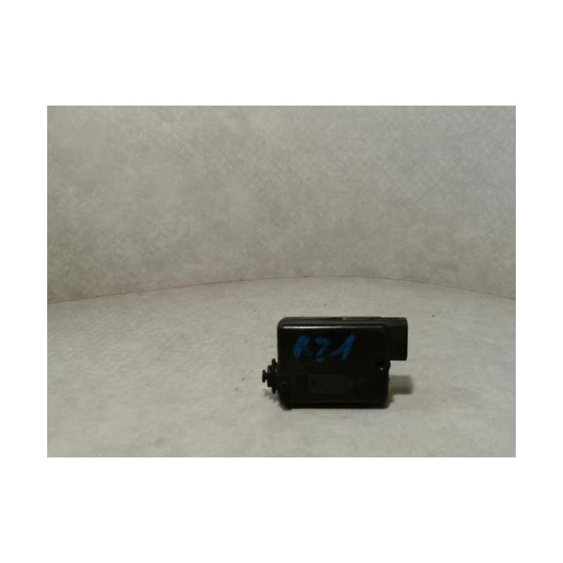 Fermeture non centralisee arriere droit RENAULT R21 PHASE 1 d’occasion