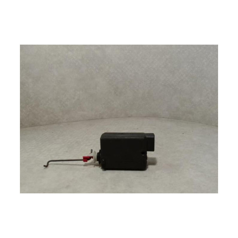 Fermeture non centralisee coffre RENAULT R5 PHASE 2 d’occasion