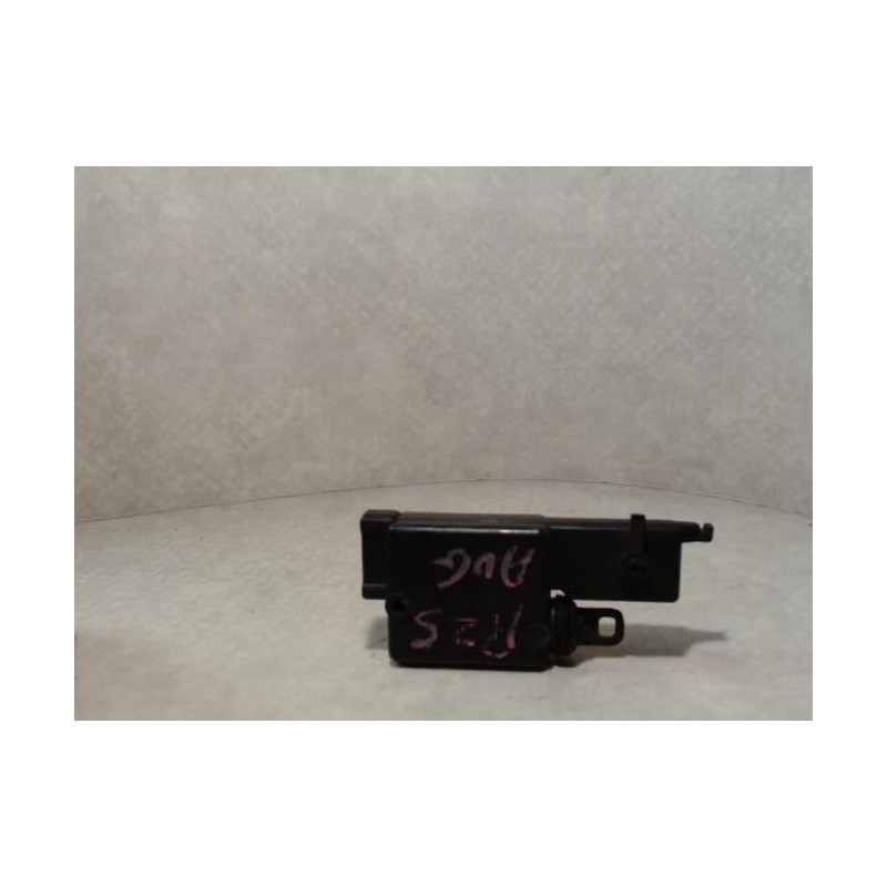 Fermeture non centralisee avant gauche RENAULT R25 PHASE 1 d’occasion