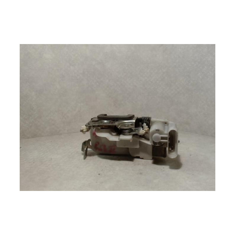 Serrure arriere droit FIAT PUNTO 2 PHASE 1 d’occasion