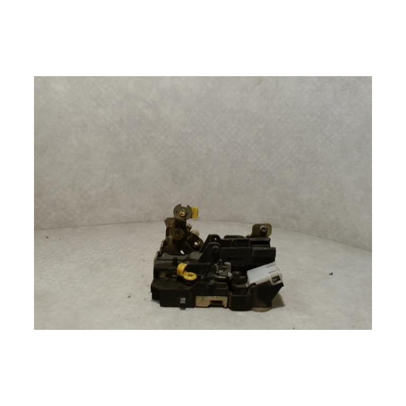 Serrure avant droit RENAULT LAGUNA 1 PHASE 1 d’occasion