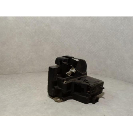 Serrure avant droit RENAULT CLIO 2 PHASE 1 d’occasion