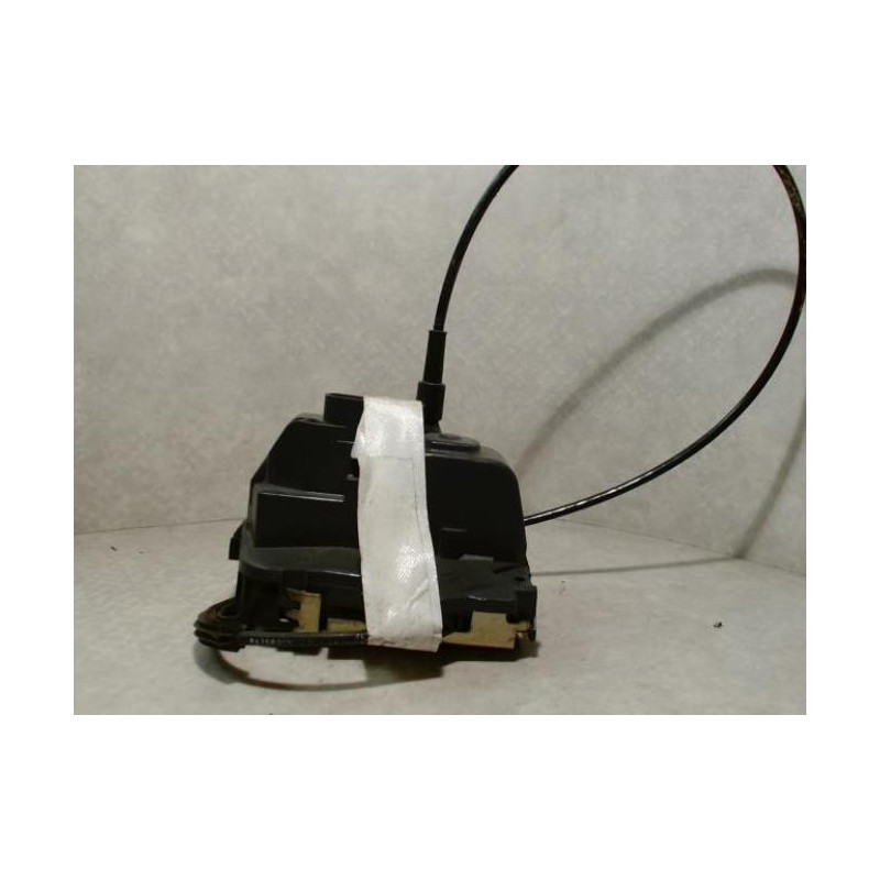 Serrure arriere droit RENAULT SCENIC 2 PHASE 1 d’occasion