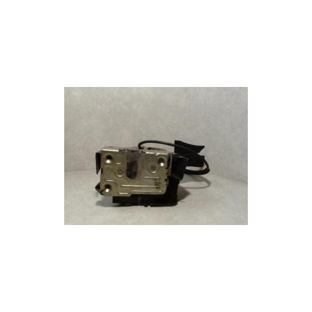 Serrure avant droit RENAULT CLIO 2 PHASE 2 d’occasion