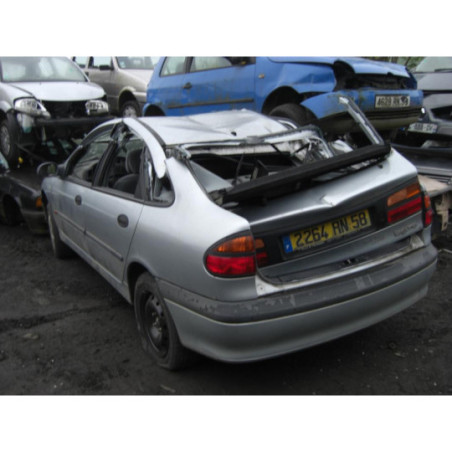 Serrure avant droit RENAULT LAGUNA 1 PHASE 2 d’occasion