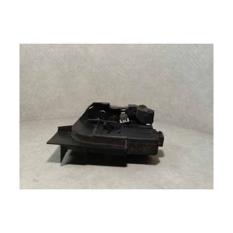 Serrure avant gauche RENAULT LAGUNA 1 PHASE 1 d’occasion