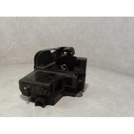 Serrure avant gauche RENAULT CLIO 2 PHASE 1 d’occasion