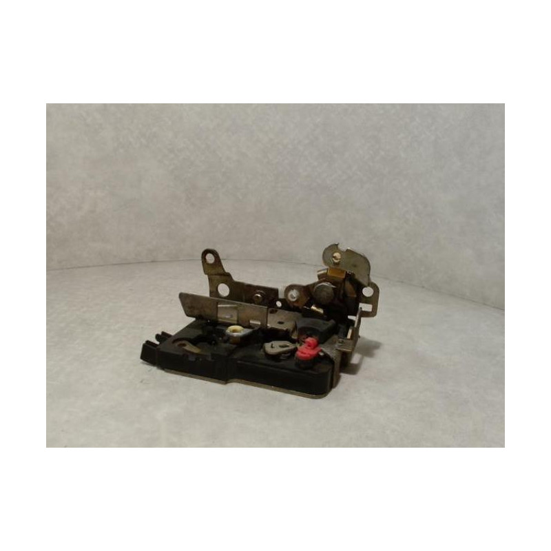 Serrure avant gauche RENAULT R19 PHASE 2 d’occasion