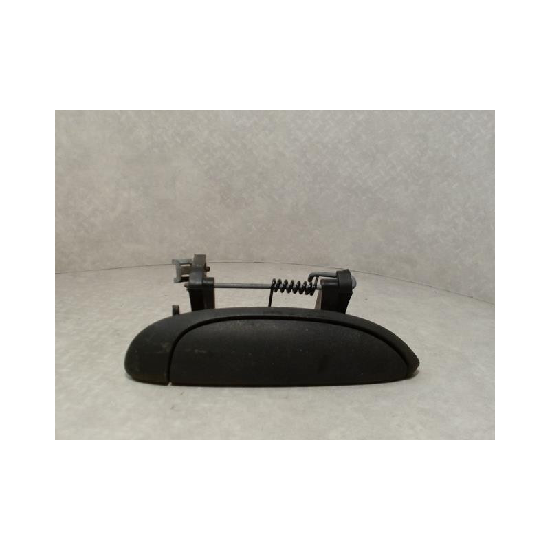 Poignee porte avant droit RENAULT CLIO 1 PHASE 2 d’occasion