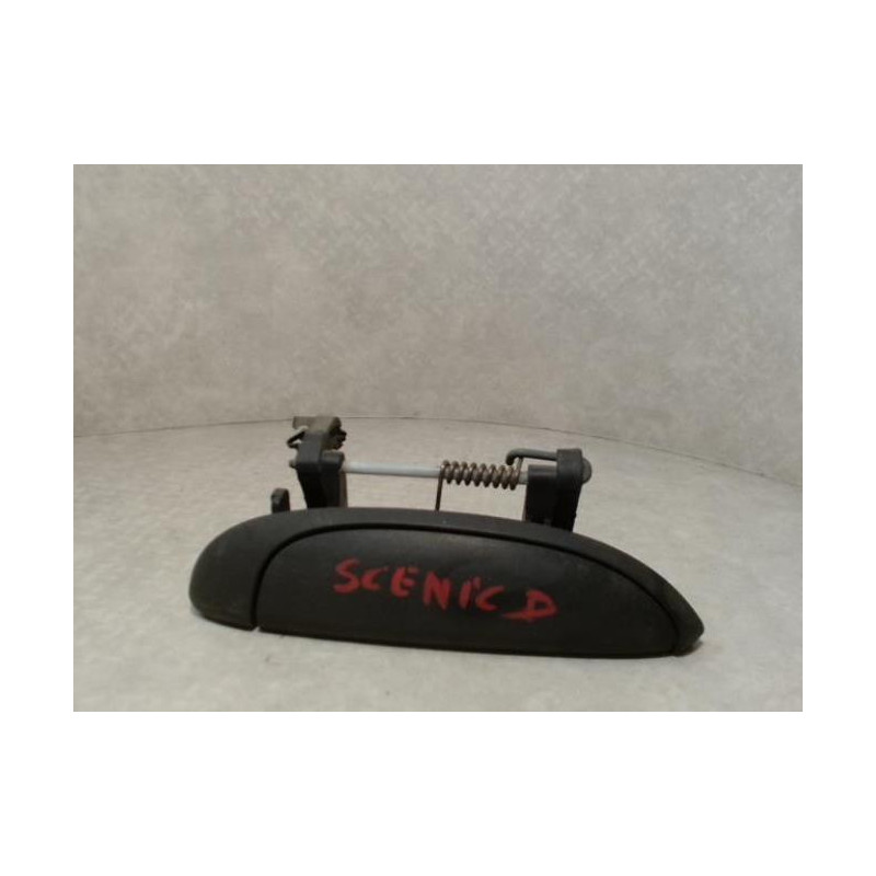 Poignee porte avant droit RENAULT SCENIC 1 PHASE 1 d’occasion