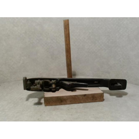 Poignee porte avant droit AUDI 80 3 PHASE 1 d’occasion