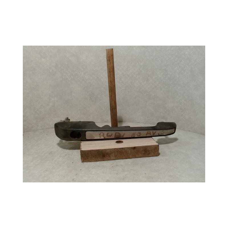Poignee porte avant gauche AUDI 80 3 PHASE 1 d’occasion