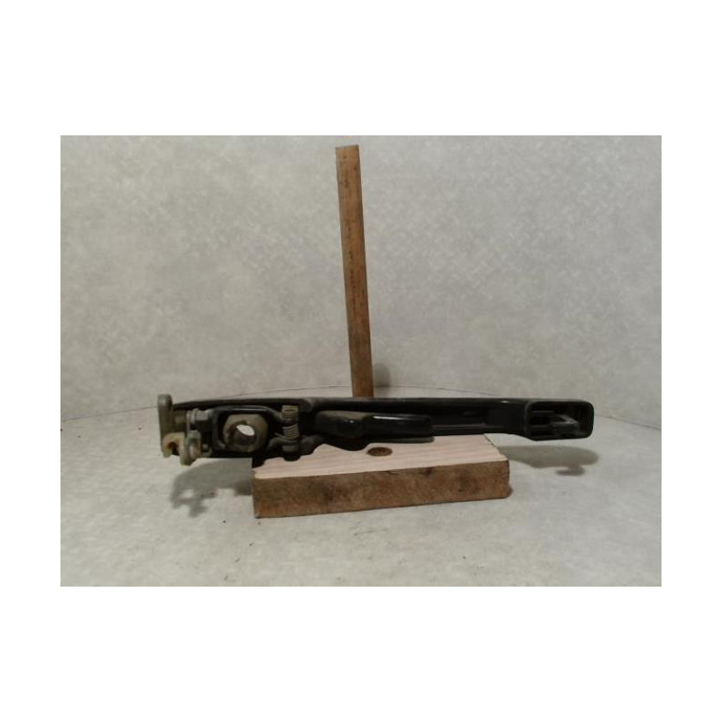 Poignee porte avant gauche AUDI 80 3 PHASE 1 d’occasion