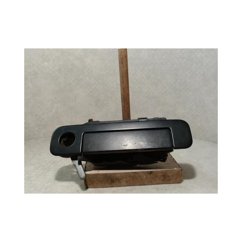 Poignee porte avant droit AUDI 80 3 PHASE 2 d’occasion