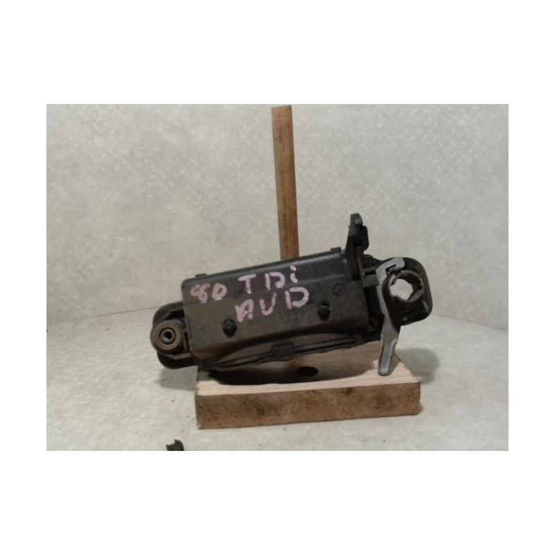 Poignee porte avant droit AUDI 80 3 PHASE 2 d’occasion