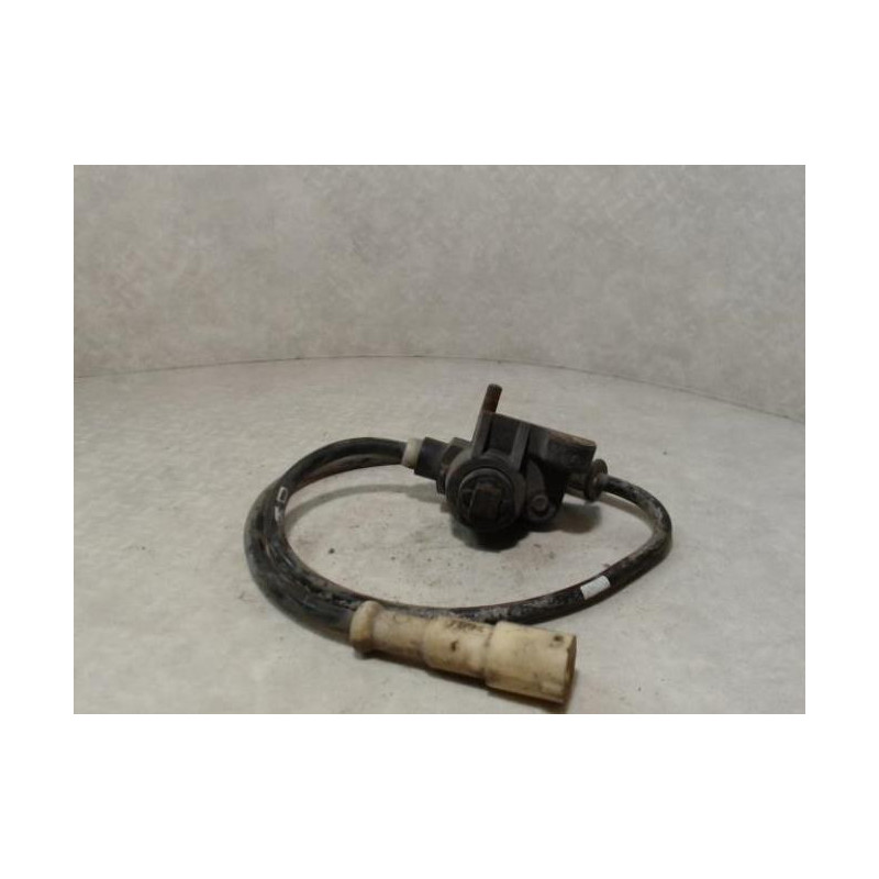Capteur ABS avant gauche OPEL TIGRA 1 COUPE d’occasion