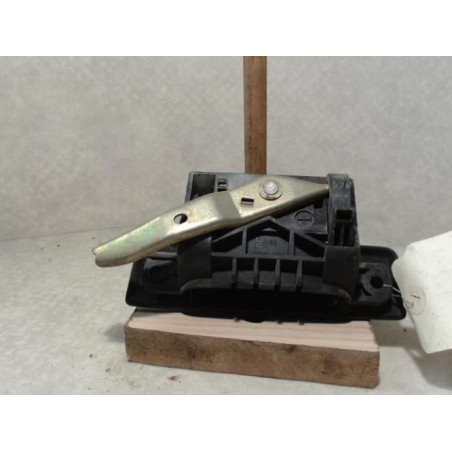 Poignee porte arriere gauche PEUGEOT 205 PHASE 1 d’occasion