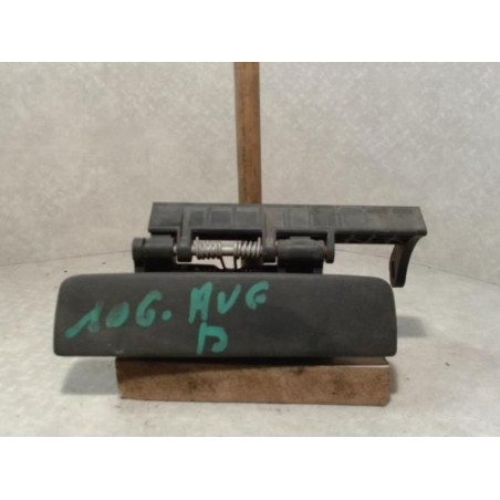 Poignee porte avant droit PEUGEOT 106 PHASE 1 d’occasion