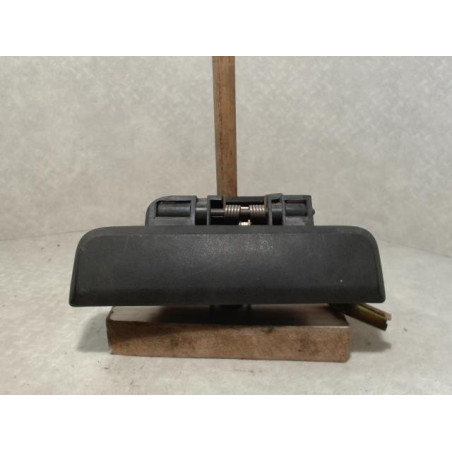 Poignee porte arriere gauche PEUGEOT 106 PHASE 1 d’occasion