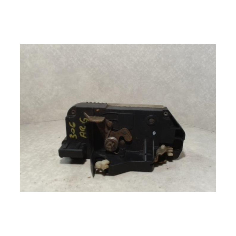 Serrure arriere gauche PEUGEOT 306 PHASE 2 d’occasion