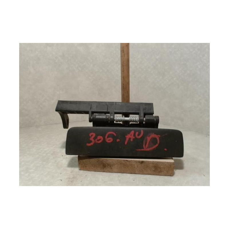 Poignee porte avant droit PEUGEOT 306 PHASE 1 d’occasion