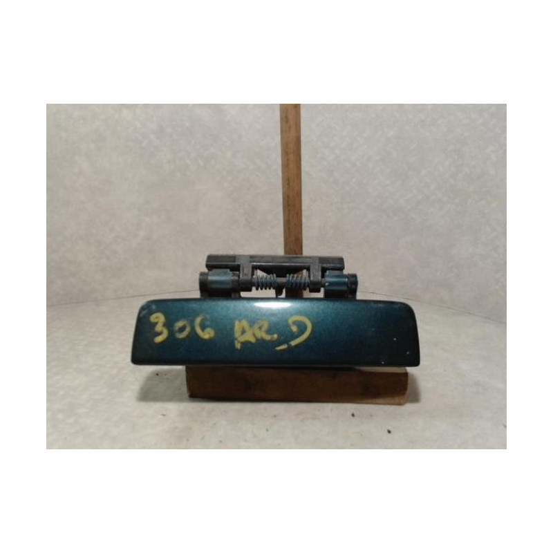 Poignee porte arriere droit PEUGEOT 306 PHASE 1 d’occasion