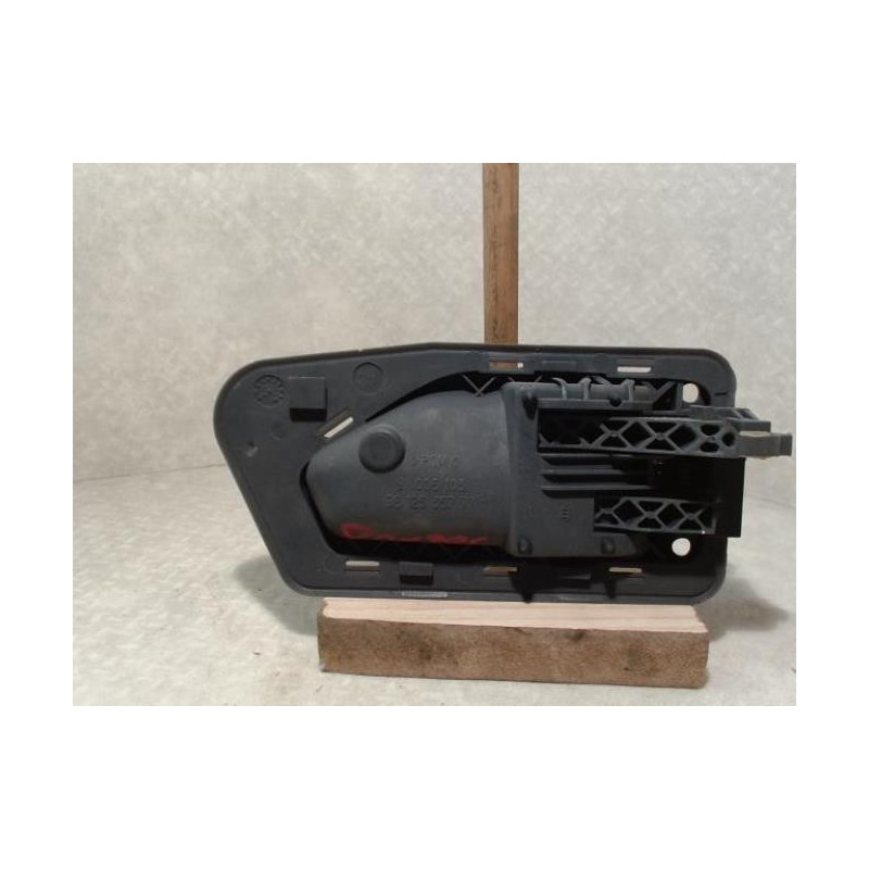 Poignee interieur avant droit PEUGEOT 306 PHASE 1 d’occasion