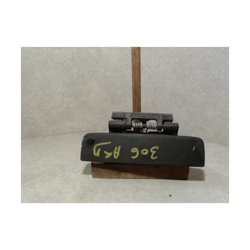 Poignee porte arriere droit PEUGEOT 306 PHASE 1 d’occasion