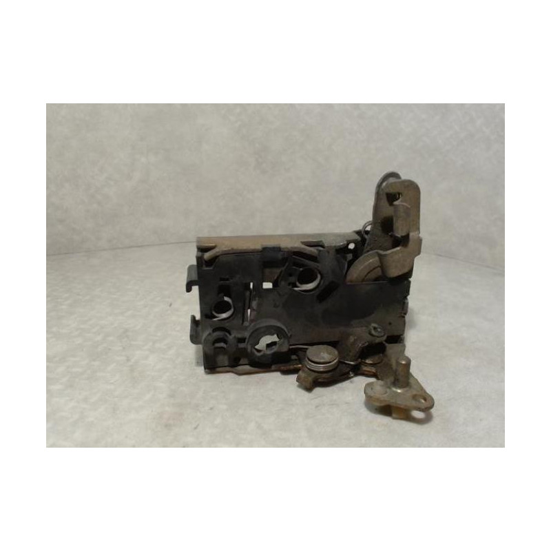 Serrure avant droit PEUGEOT 405 PHASE 2 d’occasion