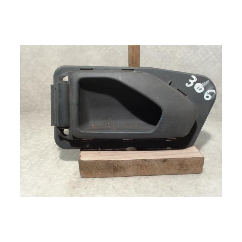 Poignee interieur avant droit PEUGEOT 306 PHASE 2 d’occasion