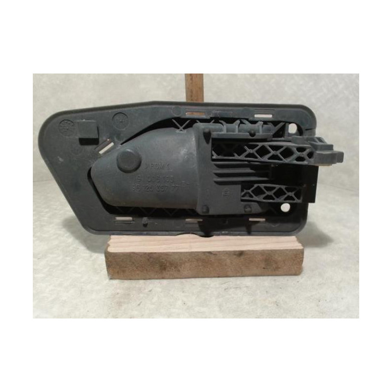 Poignee interieur avant droit PEUGEOT 306 PHASE 2 d’occasion