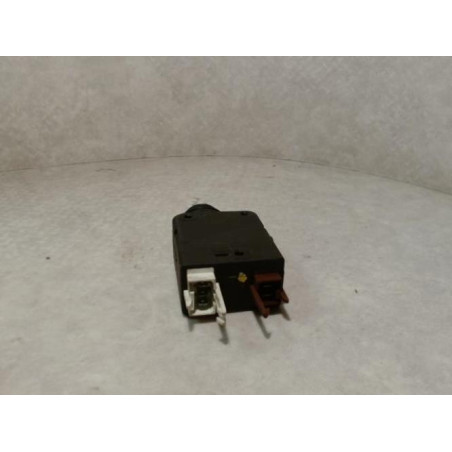 Fermeture non centralisee avant gauche PEUGEOT 106 PHASE 1 d’occasion
