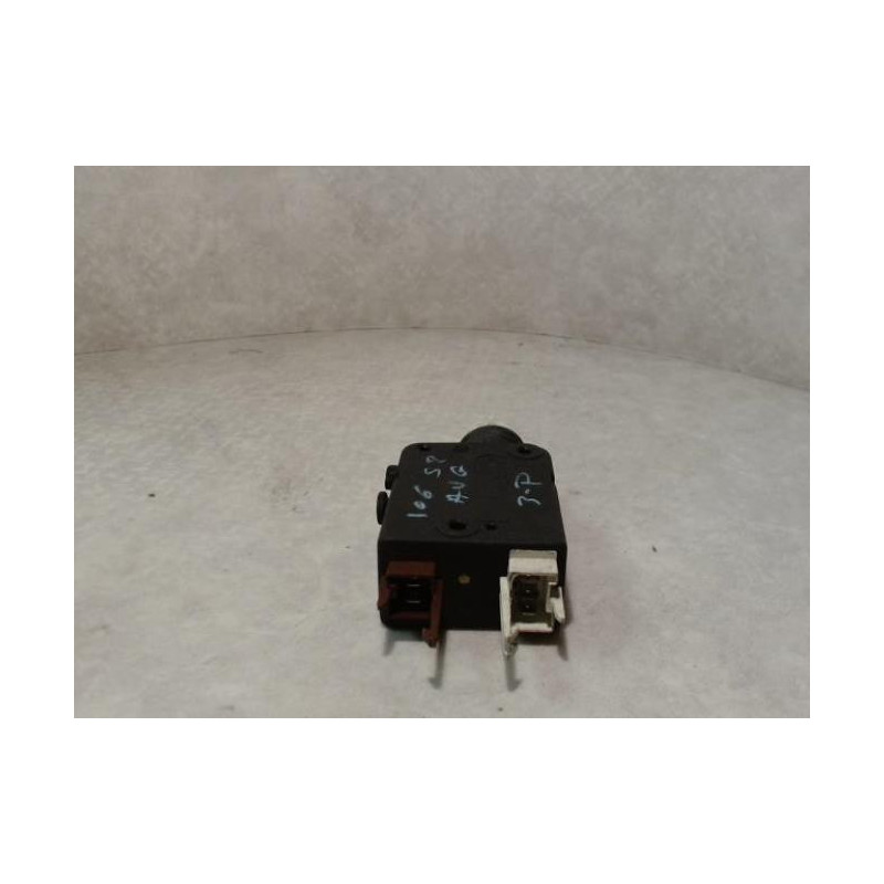 Fermeture non centralisee avant gauche PEUGEOT 106 PHASE 2 d’occasion
