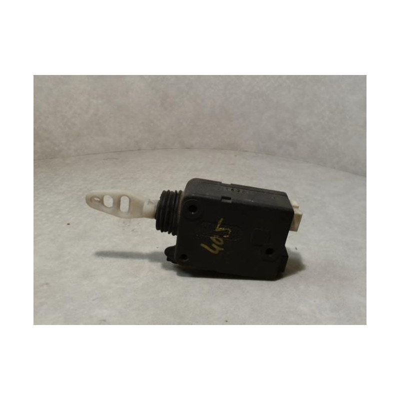 Fermeture non centralisee avant gauche PEUGEOT 405 PHASE 2 BREAK d’occasion