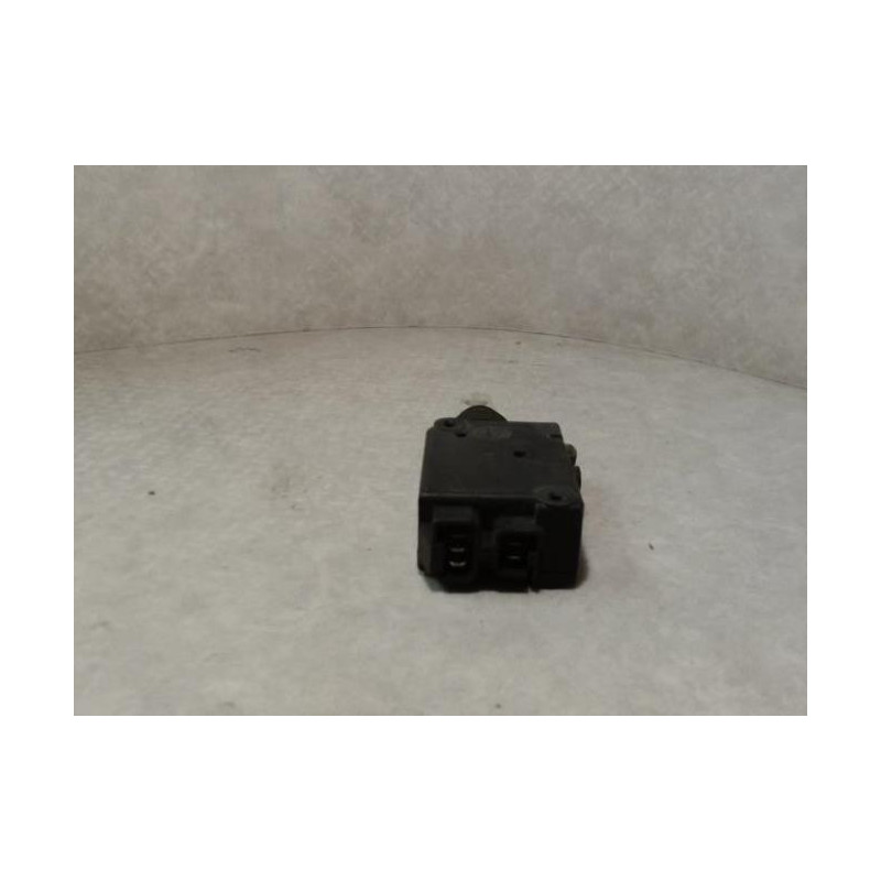 Fermeture non centralisee avant gauche PEUGEOT 405 PHASE 2 d’occasion