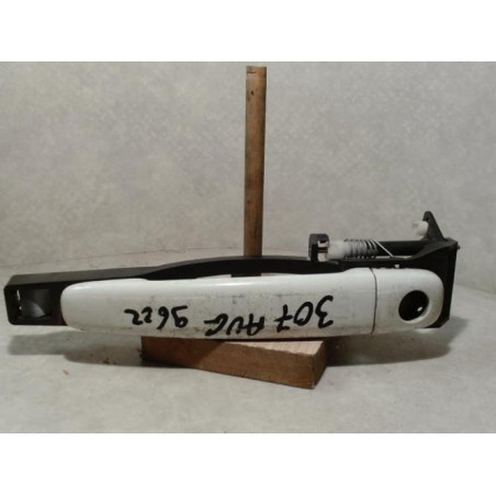 Poignee porte avant gauche PEUGEOT 307 PHASE 1 d’occasion