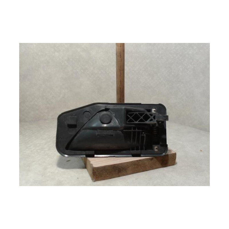 Poignee interieur arriere droit PEUGEOT 405 PHASE 1 d’occasion