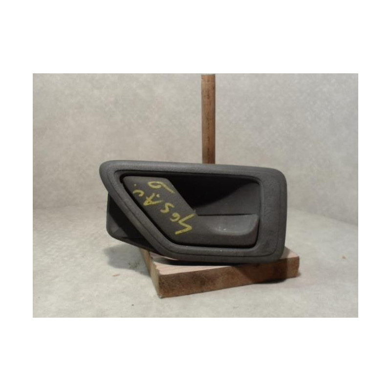Poignee interieur avant droit PEUGEOT 405 PHASE 1 d’occasion