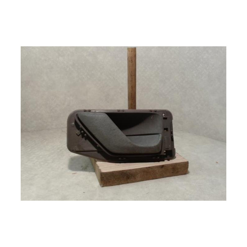 Poignee interieur avant droit PEUGEOT 405 PHASE 1 d’occasion
