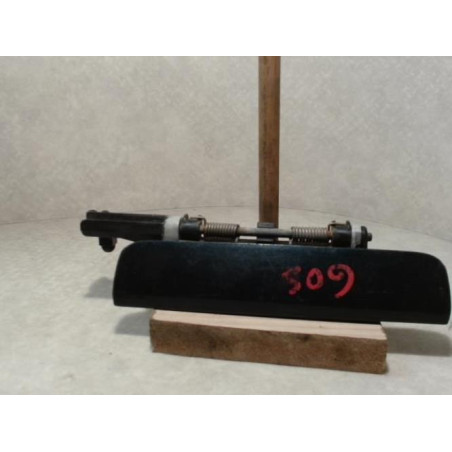 Poignee porte arriere droit PEUGEOT 605 PHASE 1 d’occasion