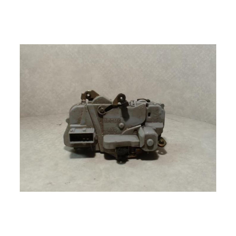 Serrure avant gauche PEUGEOT 406 PHASE 2 d’occasion