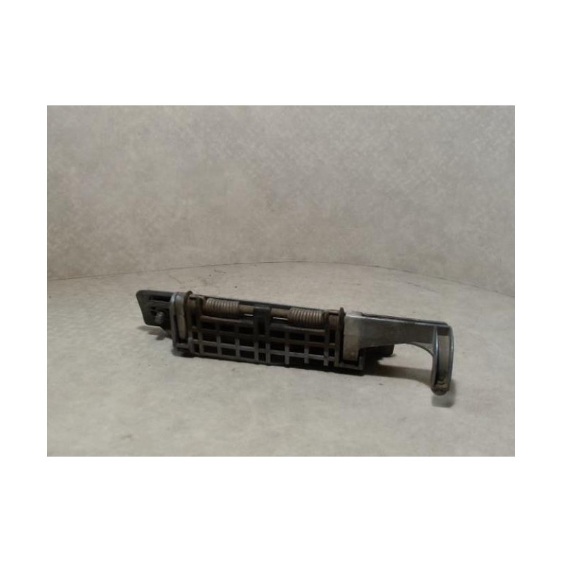Poignee porte avant droit PEUGEOT 605 PHASE 1 d’occasion