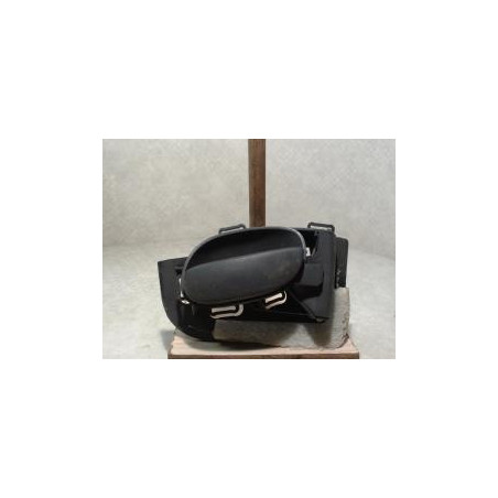 Poignee interieur avant droit PEUGEOT 206 PHASE 1 d’occasion
