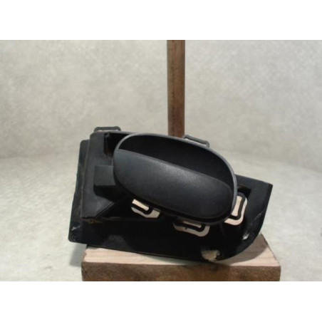 Poignee interieur avant gauche PEUGEOT 206 PHASE 1 d’occasion