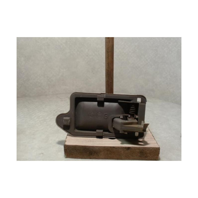Poignee interieur avant gauche PEUGEOT 205 PHASE 2 d’occasion